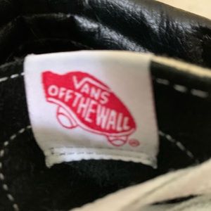 Sk8-Hi Sneakers (Black/White) Unisex Canvas Suede